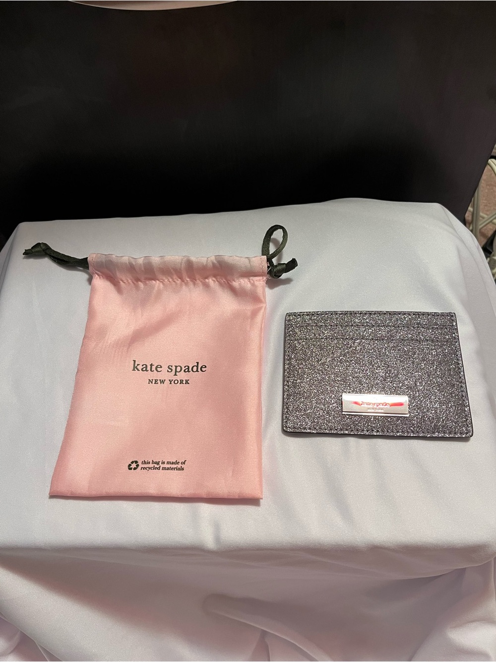 Kate Spade Silver Glitter Card Holder Wallet NWOT w/ Dust Bag - Picture 9 of 11